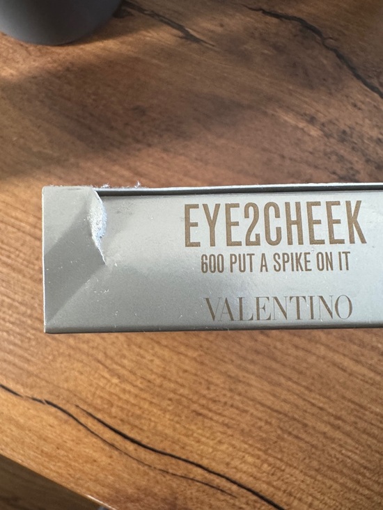 Valentino Eye2Cheek Dual-Use Blush & Eyeshadow — The Gold, BNIB!! - Picture 6 of 6